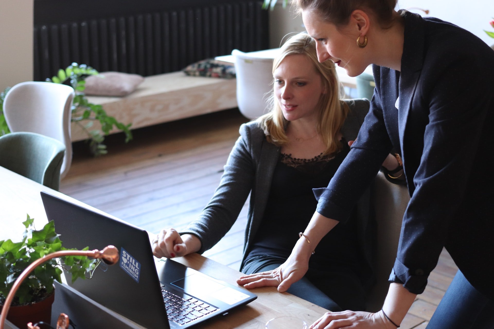 How to Look More Professional and Reliable