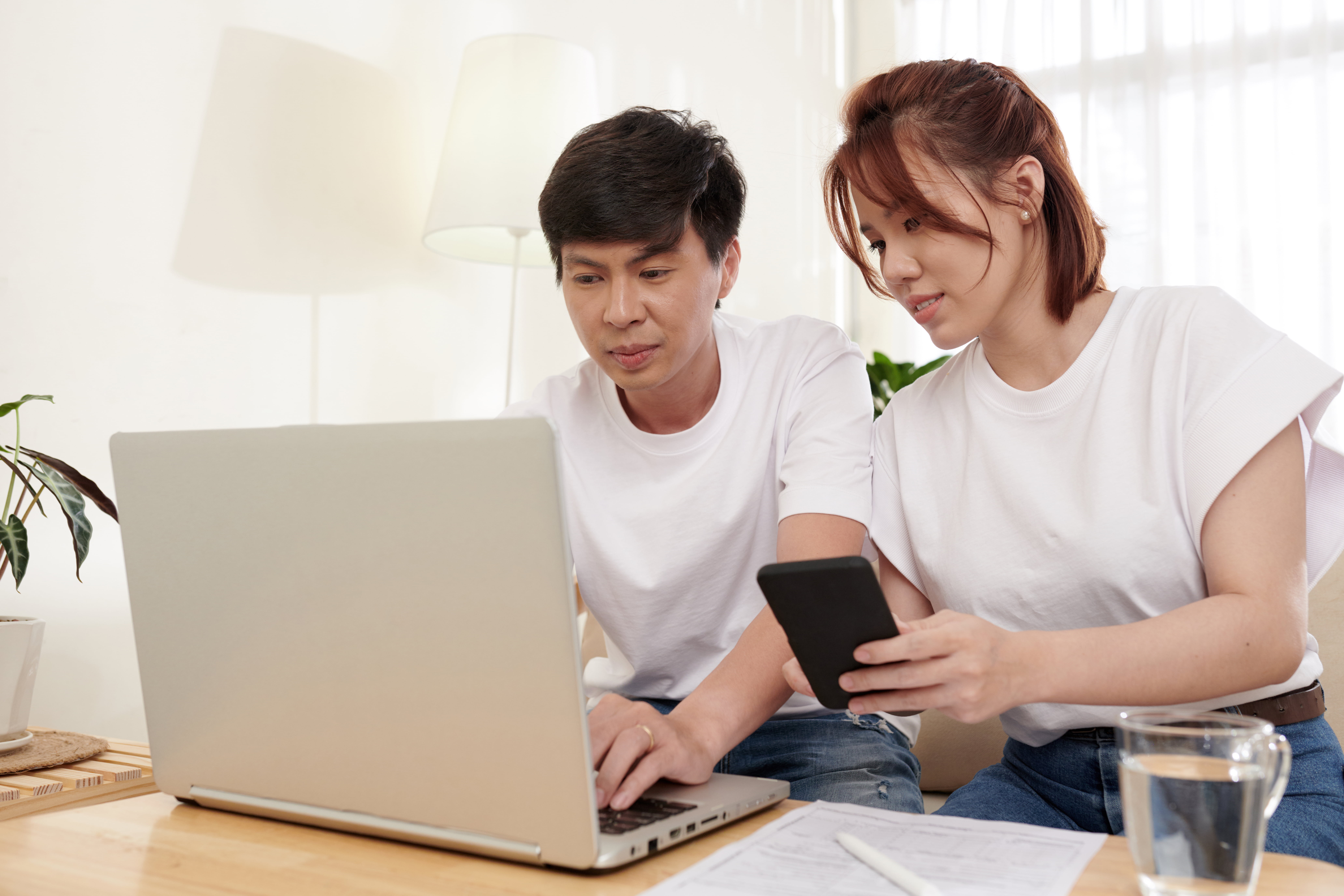 Why You Should Gain Insight Into a Stranger You Met Online
